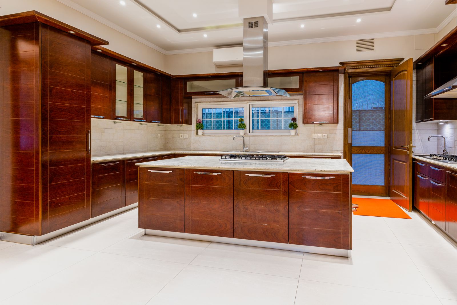 Modern kitchen design